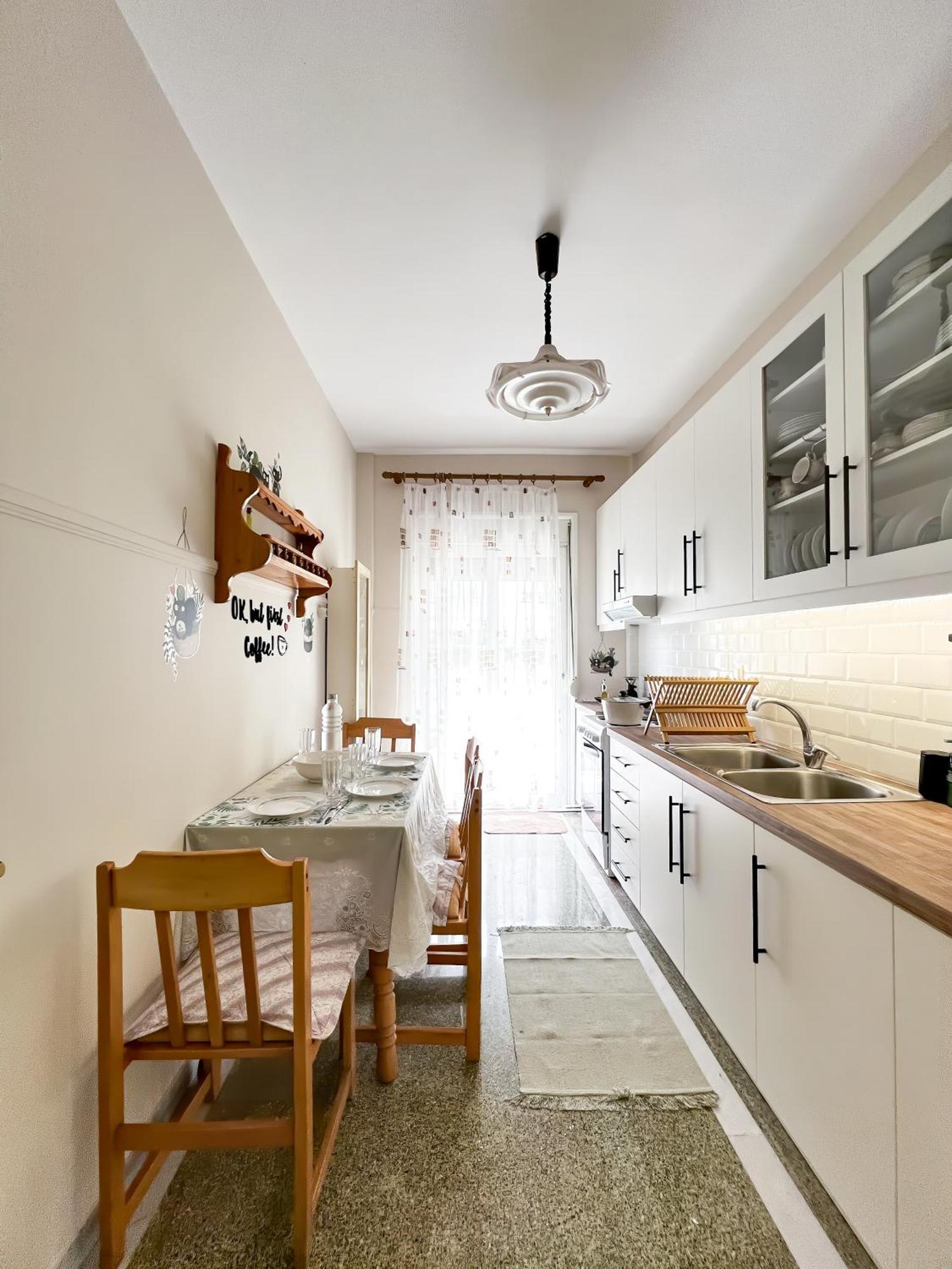 Sonia'S Skg 3 Bedroom Family Apartment - Near Metro Salonic Exterior foto